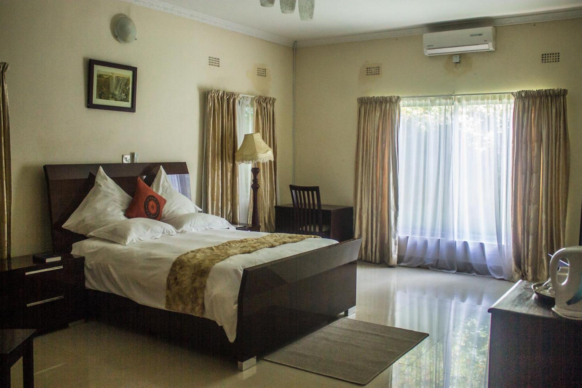 Waterfalls Hotel Lusaka Exterior foto